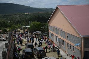 KENIA-NAKURU-ESCUELA-INCENDIO