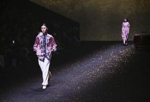 CHINA-SHANGHAI-SEMANA DE LA MODA-HEMU