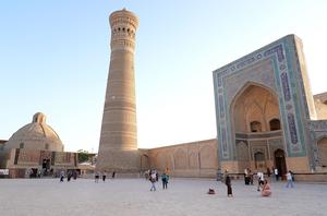 UZBEKISTAN-BUKHARA-SITIOS HISTORICOS-VIDA COTIDIANA