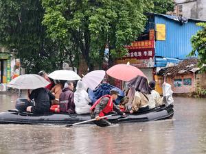 CHINA-GUANGXI-QINZHOU-FUERTES LLUVIAS