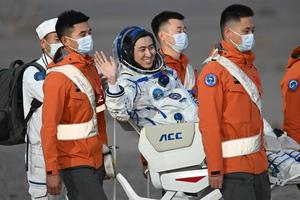 CHINA-JIUQUAN-SHENZHOU-22-ATERRIZAJE