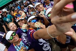 PANAMA-CIUDAD DE PANAMA-FESTIVAL DE BOTES DE DRAGON