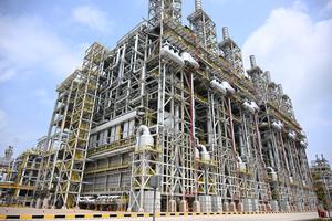 CHINA-GUANGDONG-ZHANJIANG-BASF-COMPLEJO INTEGRADO-PLENO FUNCIONAMIENTO