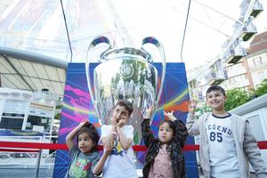 HUNGRIA-BUDAPEST-FUTBOL-LIGA DE CAMPEONES DE LA UEFA-AFICIONADOS