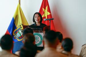 ECUADOR-QUITO-CHINA-POLICIA NACIONAL-IDIOMA CHINO