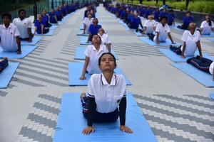 INDIA-ASSAM-NAGAON-DIA INTERNACIONAL DEL YOGA