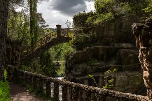 ESPAÑA-LA POBLA DE LILLET-ANTONI GAUDI