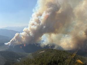 CANADA-COLUMBIA BRITANICA-INCENDIO FORESTAL