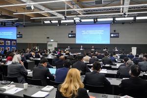 SUIZA-GINEBRA-XI JINPING-LIBRO-VERSION EN INGLES-LANZAMIENTO