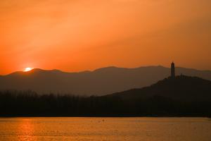 CHINA-BEIJING-PALACIO DE VERANO-PAISAJE DE PRIMAVERA
