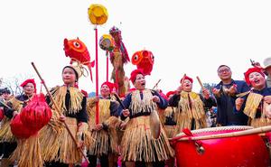 CHINA-GUIZHOU-PUEBLO DONG-FESTIVAL SAMA