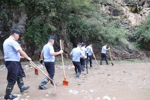 CHINA-GANSU-WEIYUAN-INUNDACION REPENTINA