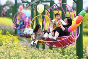 CHINA-SHAANXI-HANZHONG-ALDEAS-FLORES-TURISMO