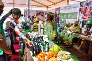 CAMERUN-YAUNDE-FESTIVAL DEL CACAO Y EL CAFE