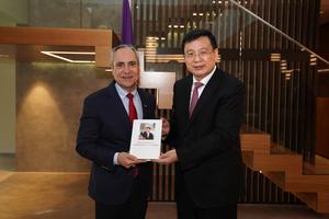 SUIZA-LAUSANA-XINHUA-FU HUA-PRESIDENTE DE LA FEI-REUNION