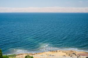 JORDANIA-MAR MUERTO-DISMINUCION DE LA SUPERFICIE