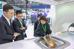 CHINA-CHONGQING-EXPOSICION DE EQUIPO MEDICO