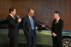 CHINA-BEIJING-CANCILLER ALEMAN-SISTEMA DE CONDUCCION ASISTIDA