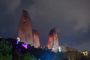 AZERBAIYAN-BAKU-EVENTO DE LA HORA DEL PLANETA