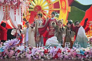 CHINA-XINJIANG-URUMQI-DESFILE SHEHUO