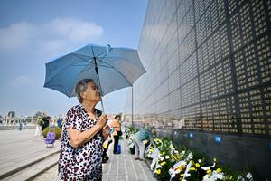 CHINA-HEBEI-TANGSHAN-TERREMOTO-50 ANIVERSARIO-MEMORIAL