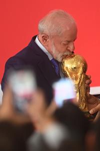 BRASIL-BRASILIA-LULA DA SILVA-COPA MUNDIAL DE LA FIFA-GIRA DEL TROFEO