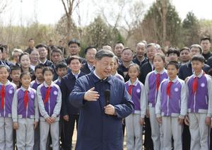 CHINA-BEIJING-LIDERES-PLANTACION DE ARBOLES