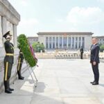 CHINA-BEIJING-PRESIDENTE ESLOVACO-MONUMENTO-TRIBUTO