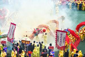 CHINA-GUIZHOU-SHIQIAN-MAOLONG-DANZA DEL DRAGON