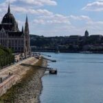 HUNGRIA-BUDAPEST-DANUBIO-RECORD DE DESCENSO