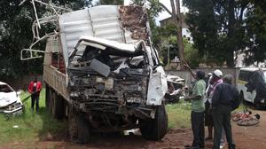 KENIA-NYERI-ACCIDENTE DE TRANSITO