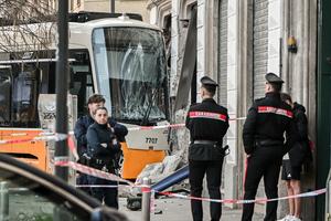 ITALIA-MILAN-DESCARRILAMIENTO DE TRANVIA