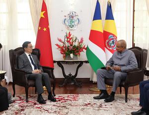 SEYCHELLES-VICTORIA-CHINA-HAN ZHENG-PRESIDENTE-REUNION