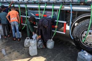 MEDIO ORIENTE-CIUDAD DE GAZA-AGUA-ESCASEZ DE FONDOS