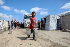 MEDIO ORIENTE-CIUDAD DE GAZA-AGUA-ESCASEZ DE FONDOS