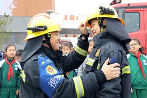 CHINA-ESTUDIANTES-EDUCACION SOBRE SEGURIDAD