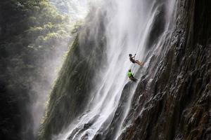 CHINA-GUIZHOU-HUANGPING-RAPEL EN CASCADA