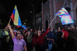 VENEZUELA-CARACAS-MADURO-VIGILIA