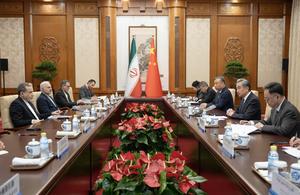 CHINA-BEIJING-WANG YI-MINISTRO DE RELACIONES EXTERIORES IRANI-CONVERSACIONES