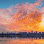 CHINA-HUBEI-WUHAN-BRILLO DEL ATARDECER