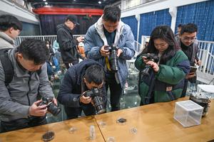 CHINA-CHONGQING-EXPERIMENTO ESPACIAL-MARIPOSA-INCUBACION