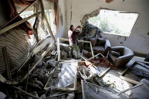 LIBANO-KFAR ROUMMANE-ATAQUE AEREO ISRAELI