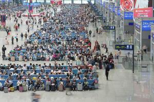CHINA-FERIADO DEL PRIMERO DE MAYO-TEMPORADA ALTA DE VIAJES