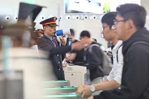 CHINA-FERIADO DEL PRIMERO DE MAYO-TEMPORADA ALTA DE VIAJES