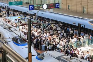 CHINA-FERIADO DEL PRIMERO DE MAYO-TEMPORADA ALTA DE VIAJES