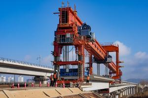 CHINA-YUNNAN-FERROCARRIL DE ALTA VELOCIDAD-CONSTRUCCION