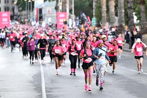 SUDAFRICA-CIUDAD DEL CABO-CARRERA FEMENINA-DIA DE LA MUJER