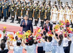 CHINA-BEIJING-XI JINPING-LAOS-THONGLOUN-CONVERSACIONES