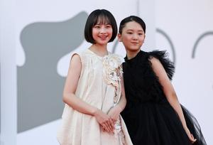 ITALIA-VENECIA-FESTIVAL DE CINE-LOOK BACK-ESTRENO