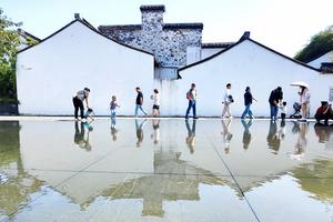 CHINA-VACACIONES DEL DIA NACIONAL-TURISMO